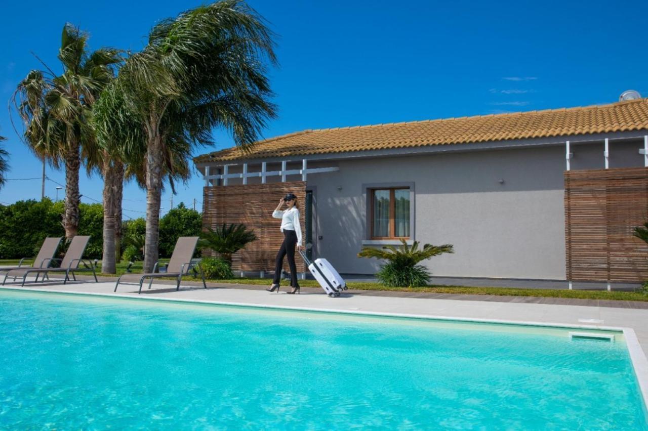 Aqua Venere Pool & Suites Марсала Экстерьер фото
