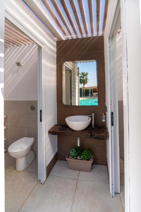 Aqua Venere Pool & Suites Марсала Экстерьер фото
